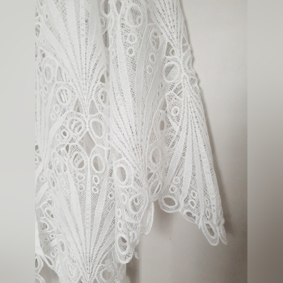 Adiva White Lace Button-Up Shirt - Picture 4 of 7